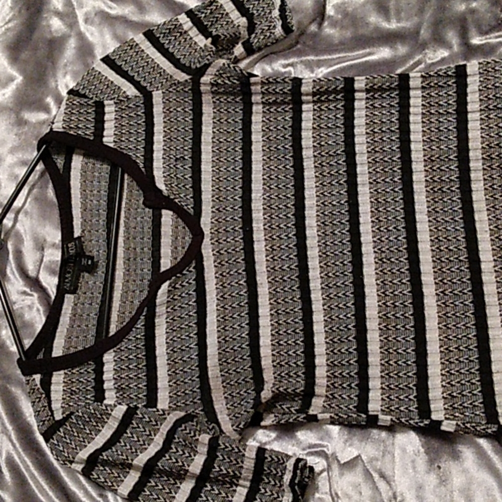 Women's stripped shirt